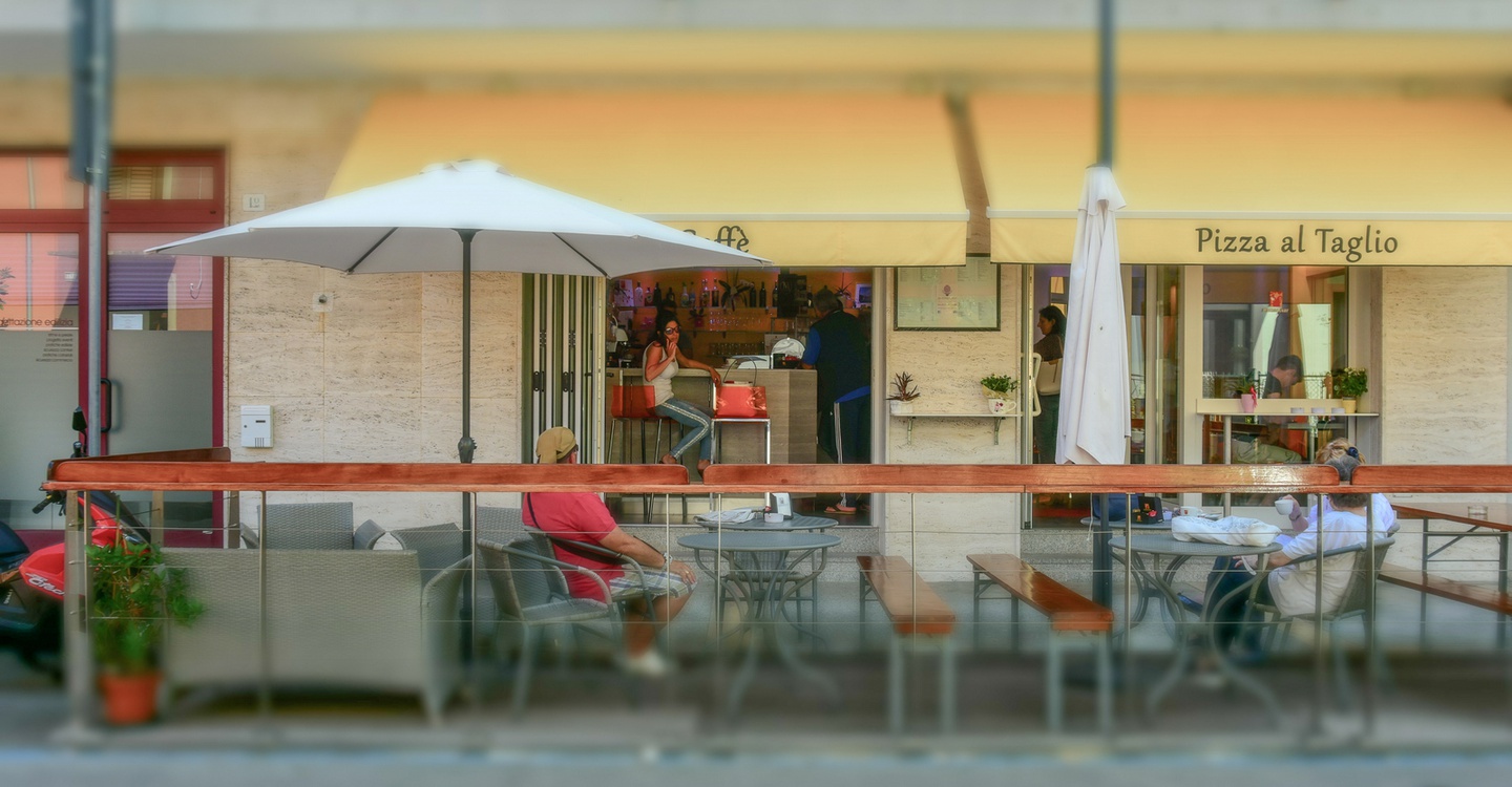 Rebechin Caffè - Bar und Pizza